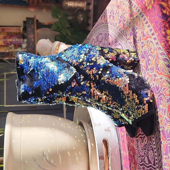 Sequins Booties - Picture 6 of 10